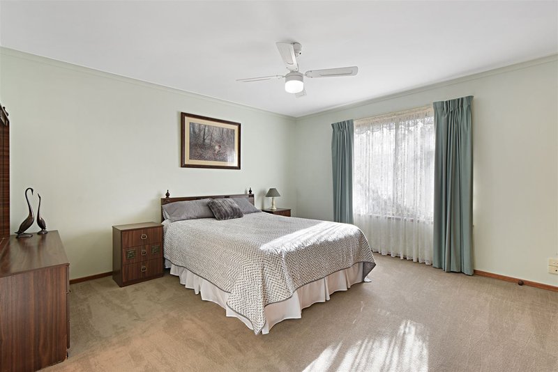 Photo - 6 Henderson Avenue, Horsham VIC 3400 - Image 13