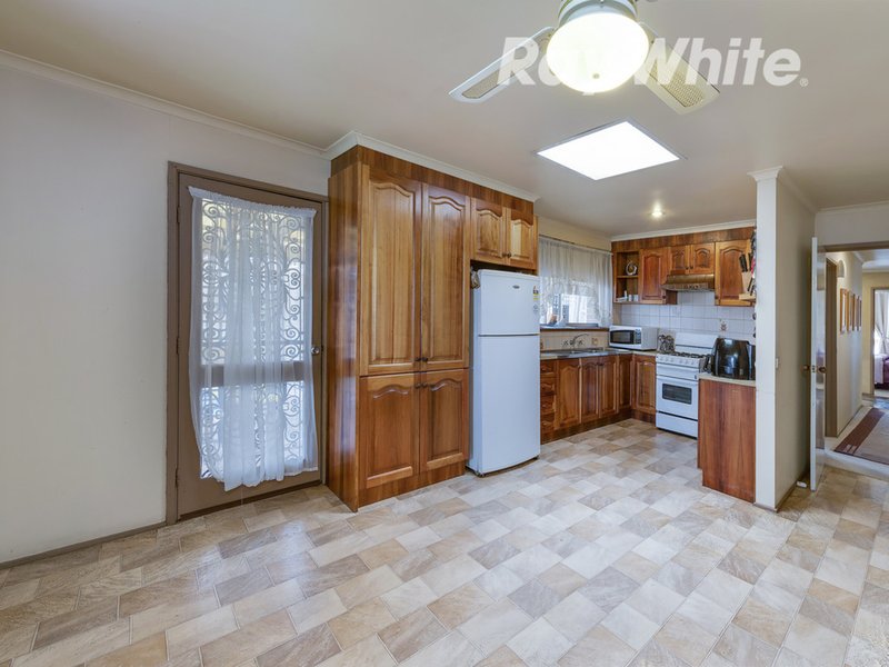 Photo - 6 Henry Court, Epping VIC 3076 - Image 2