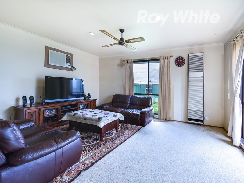 Photo - 6 Henry Court, Epping VIC 3076 - Image 3