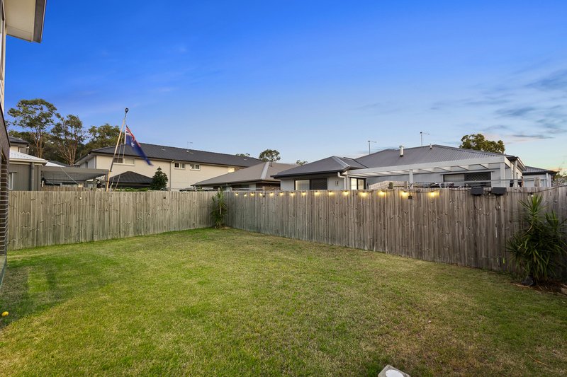 Photo - 6 Herald Close, Kallangur QLD 4503 - Image 10