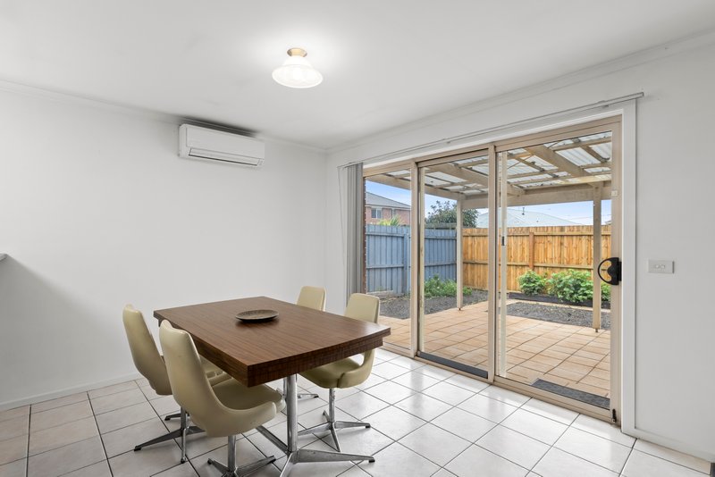 Photo - 6 Hewitt Drive, Grovedale VIC 3216 - Image 4