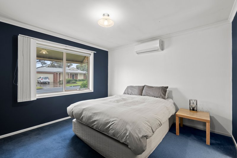 Photo - 6 Hewitt Drive, Grovedale VIC 3216 - Image 8