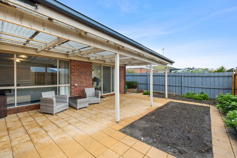 Photo - 6 Hewitt Drive, Grovedale VIC 3216 - Image 10