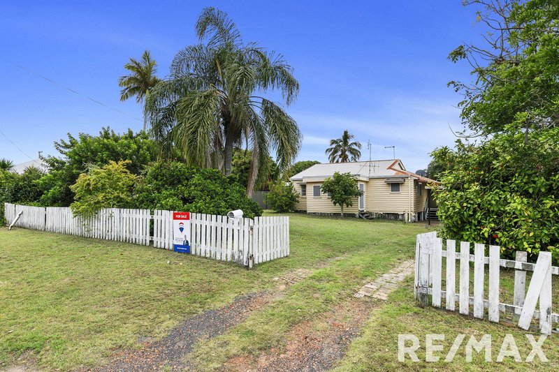 Photo - 6 Hibiscus Street, Urangan QLD 4655 - Image 4