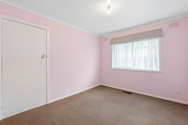 Photo - 6 Hickford Street, Reservoir VIC 3073 - Image 9