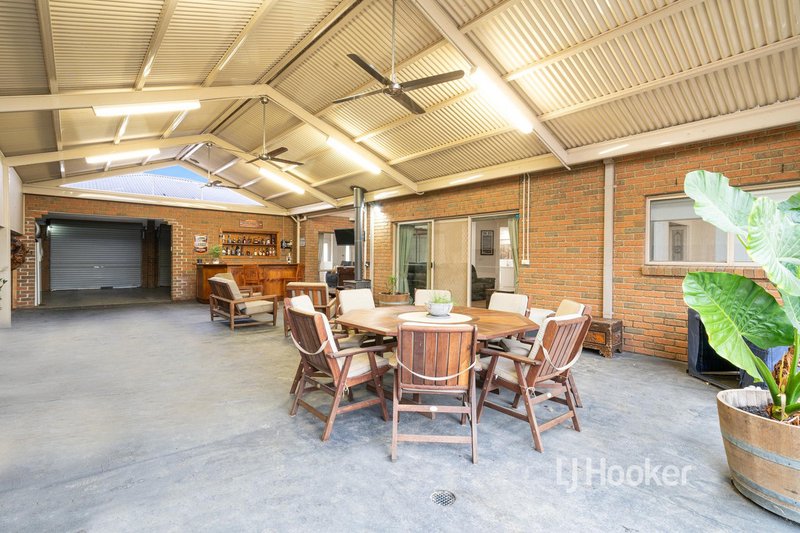 Photo - 6 Hilden Close, Hoppers Crossing VIC 3029 - Image 13