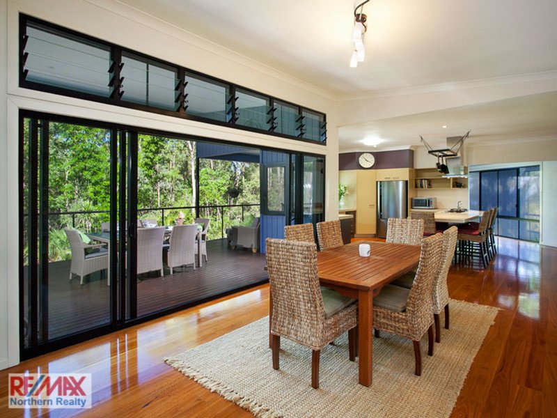 Photo - 6 Hill Grove Close, Eatons Hill QLD 4037 - Image 4