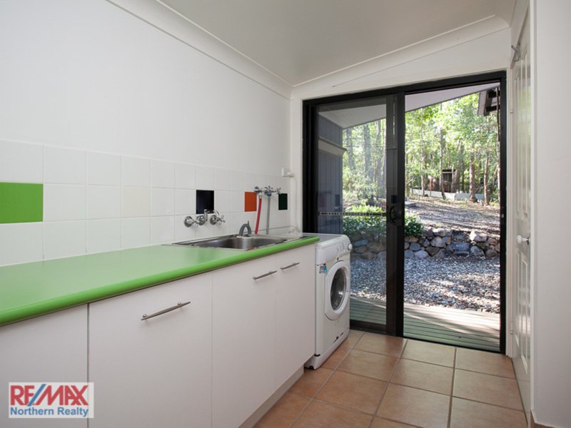 Photo - 6 Hill Grove Close, Eatons Hill QLD 4037 - Image 20