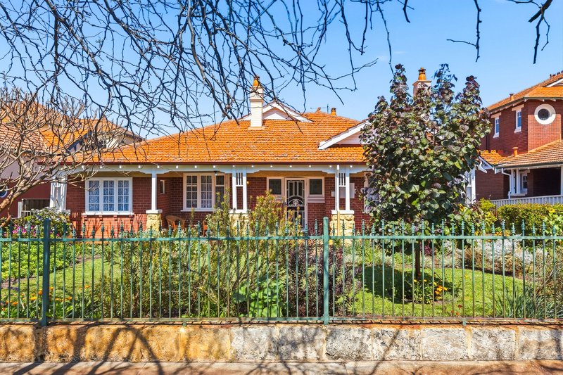 Photo - 6 Hill View Road, Mount Lawley WA 6050 - Image 9