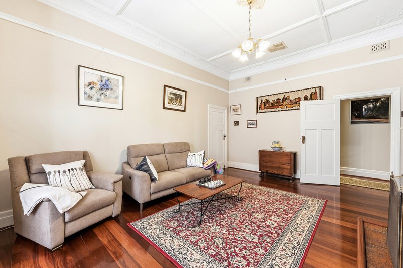 Photo - 6 Hill View Road, Mount Lawley WA 6050 - Image 11