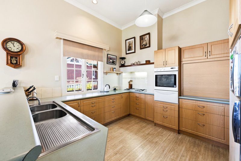 Photo - 6 Hill View Road, Mount Lawley WA 6050 - Image 16