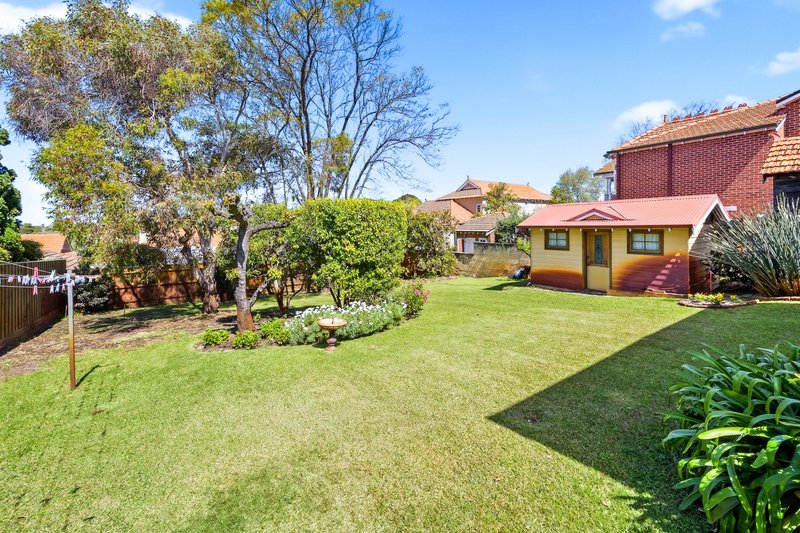 Photo - 6 Hill View Road, Mount Lawley WA 6050 - Image 33
