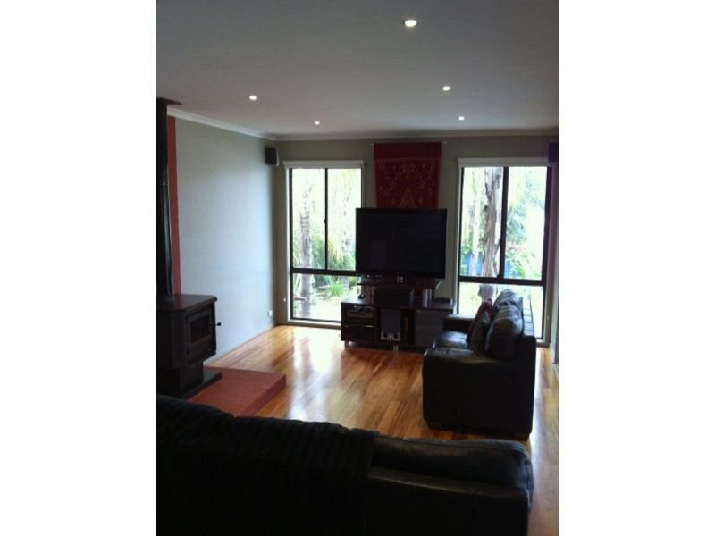 Photo - 6 Hillcrest Avenue, Bellbridge VIC 3691 - Image 6