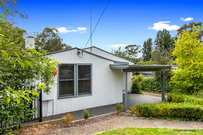 Photo - 6 Hillside Avenue, Eildon VIC 3713 - Image 1