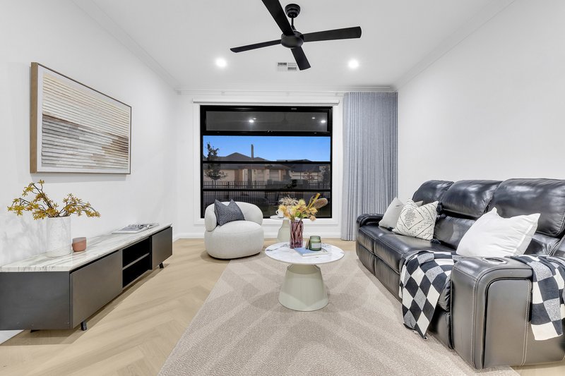 Photo - 6 Hillsview Boulevard, Angle Vale SA 5117 - Image 11