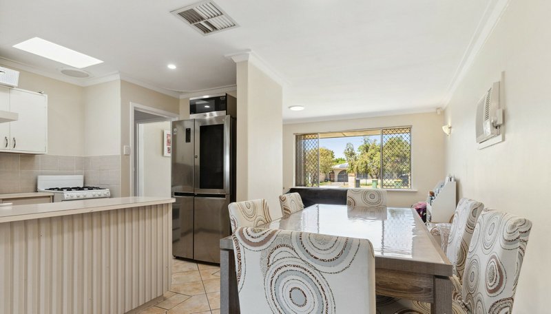 Photo - 6 Hilton Cres , Maddington WA 6109 - Image 3