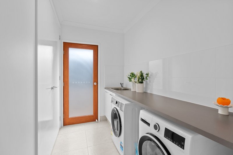 Photo - 6 Hilton Drive, Camira QLD 4300 - Image 20