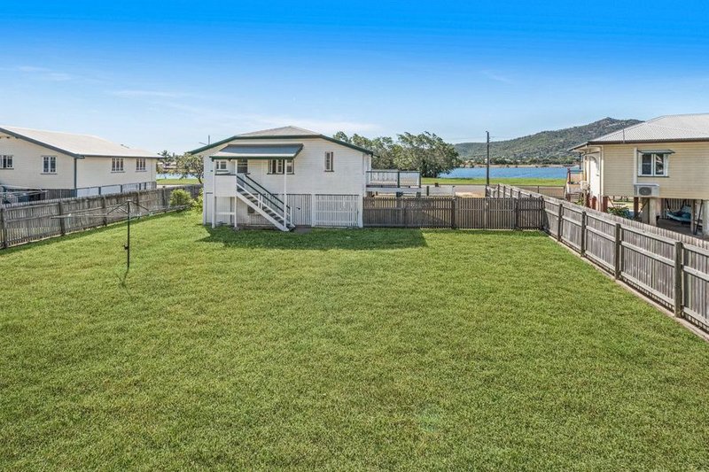 Photo - 6 Hindley Street, Currajong QLD 4812 - Image 8