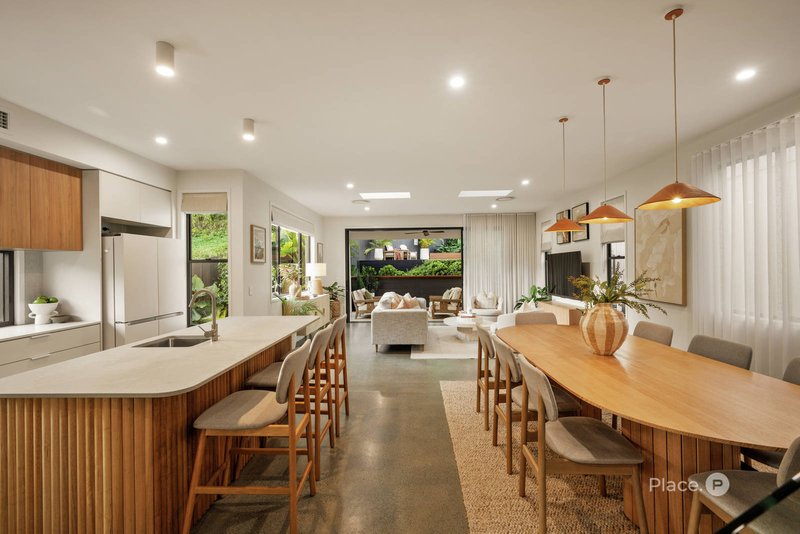 Photo - 6 Hobart Avenue, Camp Hill QLD 4152 - Image 5