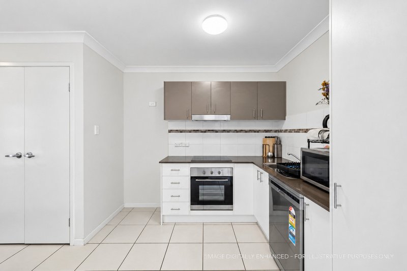 Photo - 6 Hoffmann Way, Bundamba QLD 4304 - Image 19