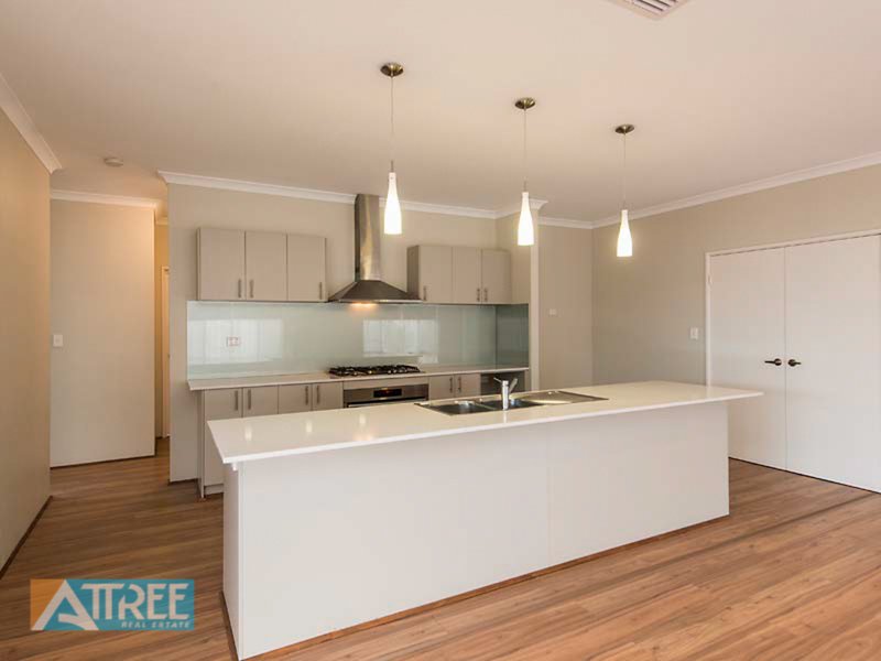 Photo - 6 Holywell Street, Piara Waters WA 6112 - Image 9