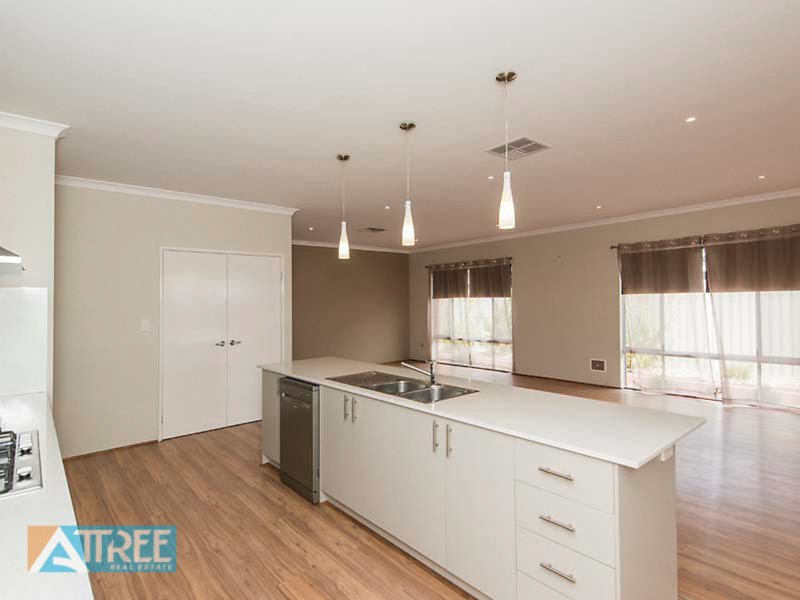 Photo - 6 Holywell Street, Piara Waters WA 6112 - Image 14