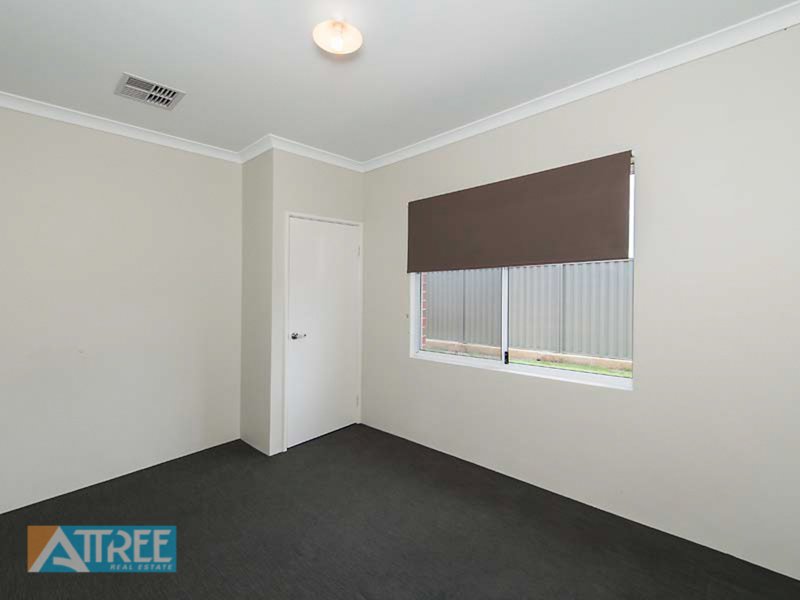 Photo - 6 Holywell Street, Piara Waters WA 6112 - Image 15