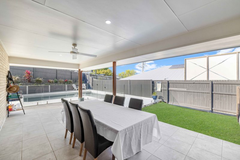 Photo - 6 Honeybee Lane, Burnside QLD 4560 - Image 12