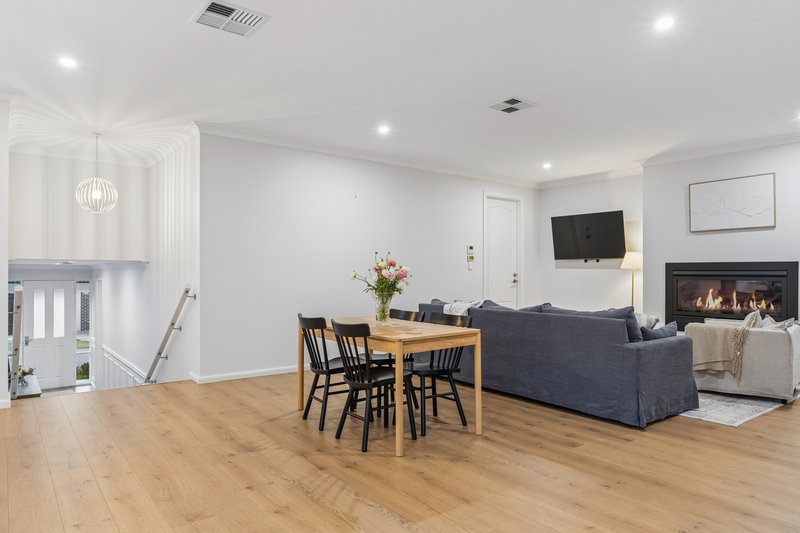 Photo - 6 Honeysuckle Way, Mount Barker SA 5251 - Image 13