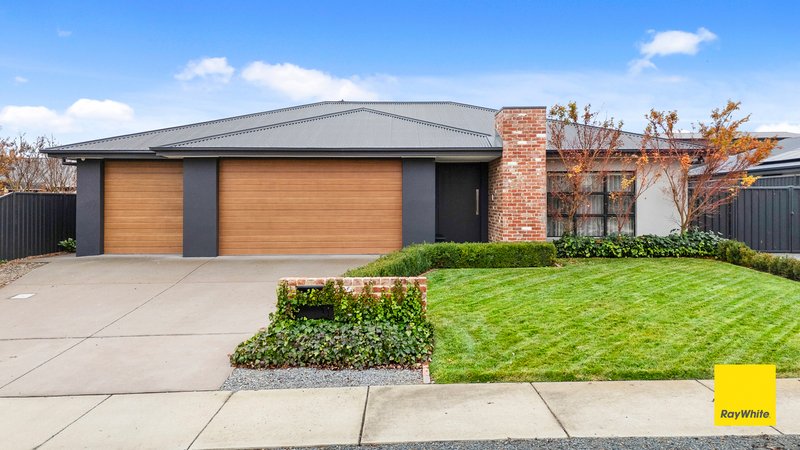 Photo - 6 Hopkins Street, Bungendore NSW 2621 - Image 1