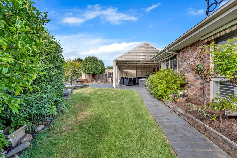 Photo - 6 Hove Place, Craigieburn VIC 3064 - Image 20