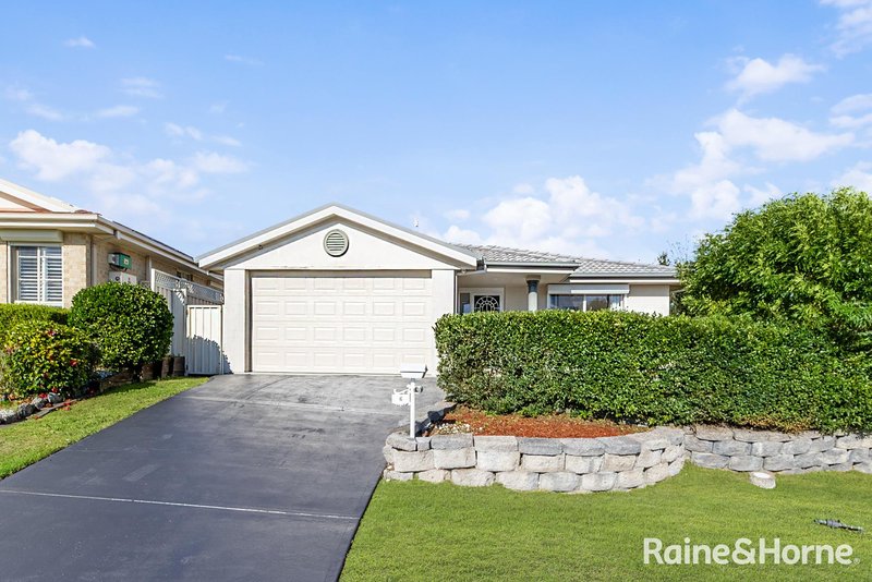 Photo - 6 Hoya Close, Cameron Park NSW 2285 - Image 2
