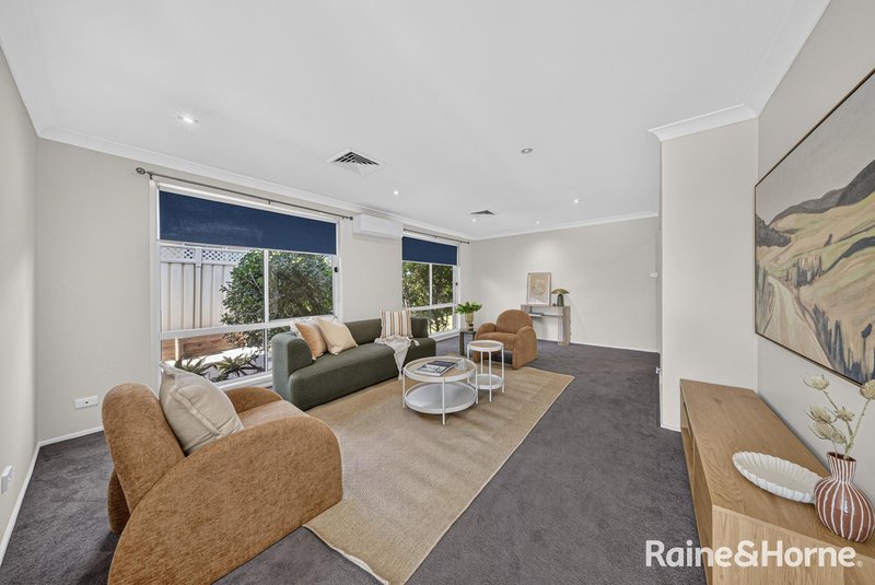 Photo - 6 Hoya Close, Cameron Park NSW 2285 - Image 5