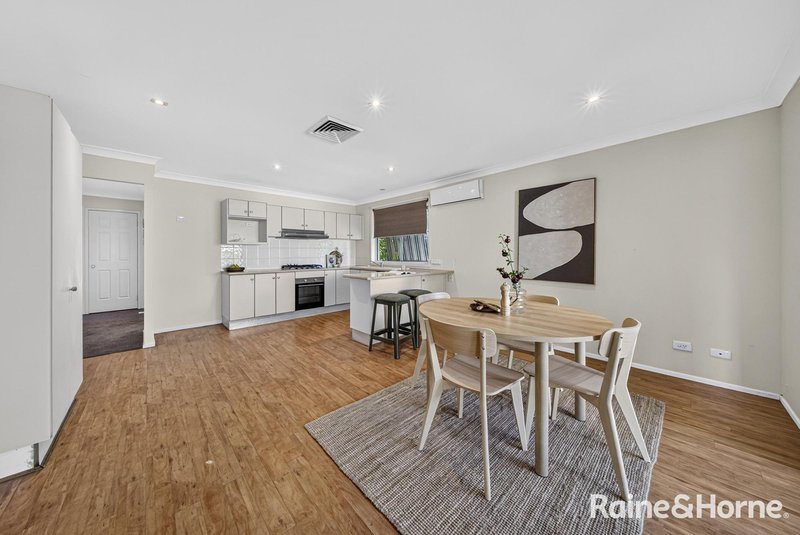 Photo - 6 Hoya Close, Cameron Park NSW 2285 - Image 12