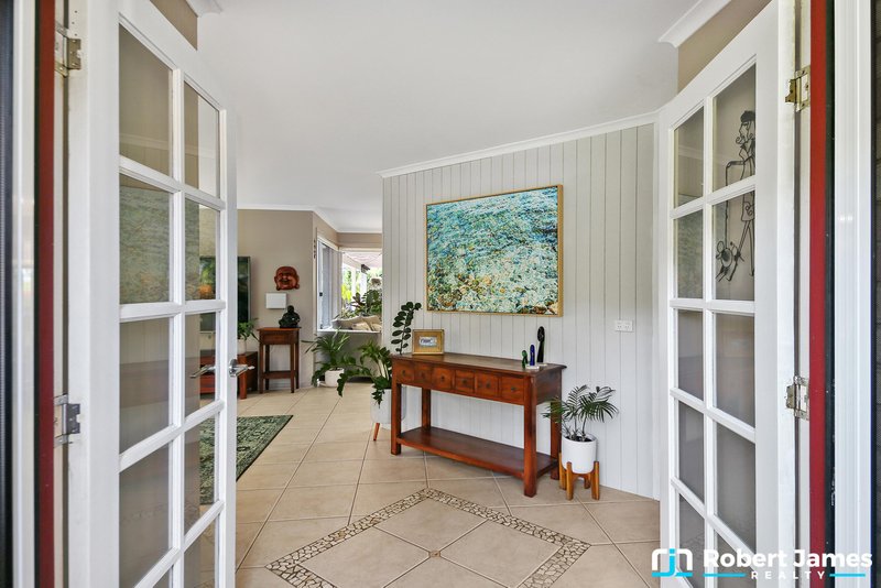 Photo - 6 Hoylake Court, Tewantin QLD 4565 - Image 9