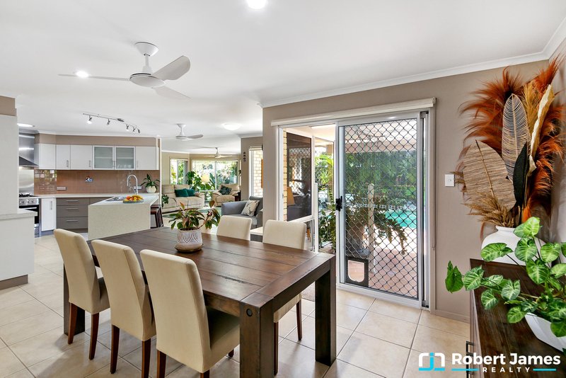 Photo - 6 Hoylake Court, Tewantin QLD 4565 - Image 13