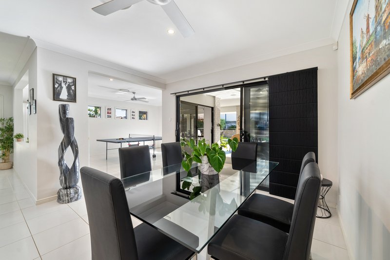 Photo - 6 Hugh Crescent, Murrumba Downs QLD 4503 - Image 6