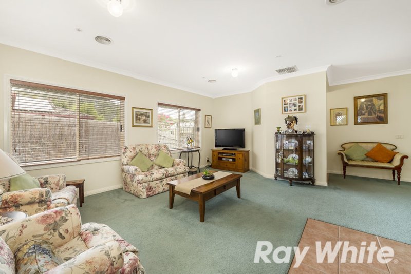 Photo - 6 Huon Pine Court, Upper Ferntree Gully VIC 3156 - Image 3