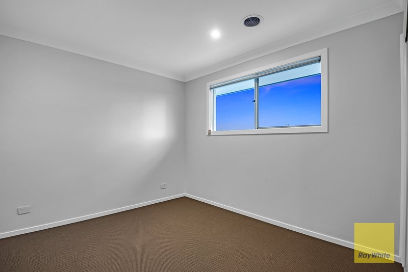 Photo - 6 Hussey Road, Tarneit VIC 3029 - Image 12