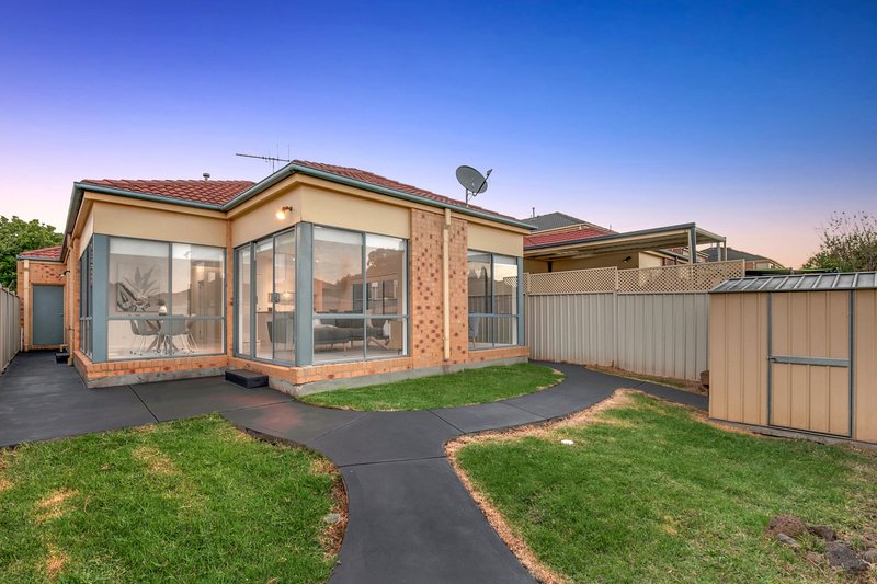 Photo - 6 Hybrid Court, Craigieburn VIC 3064 - Image 10