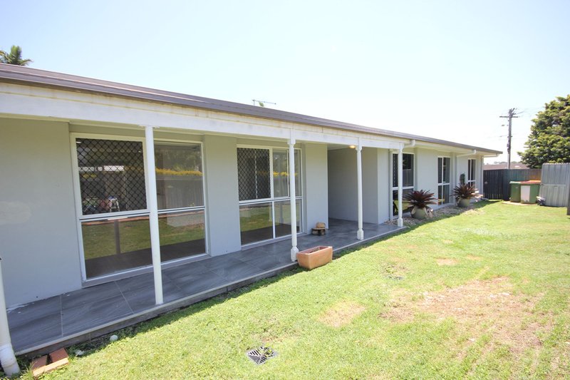 Photo - 6 Ian Street, Eastern Heights QLD 4305 - Image 8