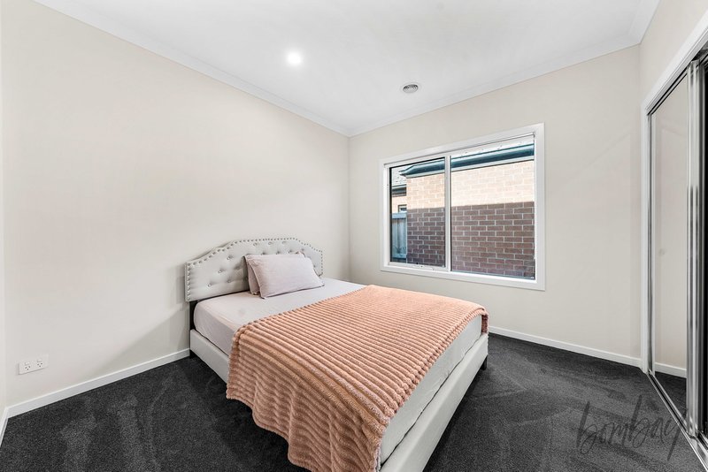 Photo - 6 Igneous Way, Donnybrook VIC 3064 - Image 12