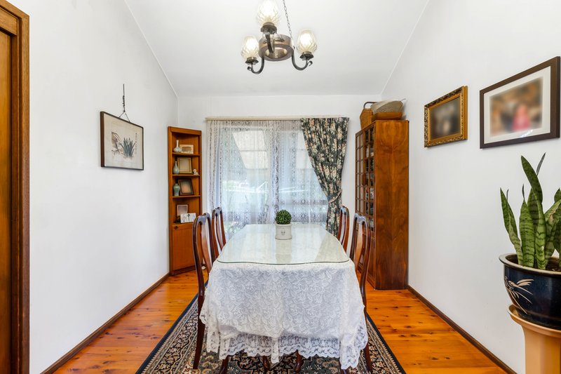 Photo - 6 Ikara Avenue, Kellyville NSW 2155 - Image 6