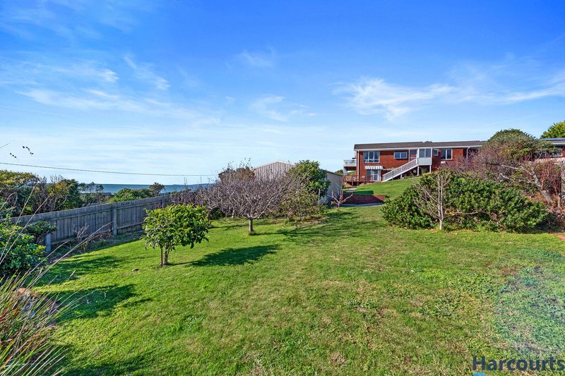 Photo - 6 Illaroo Avenue, East Devonport TAS 7310 - Image 8