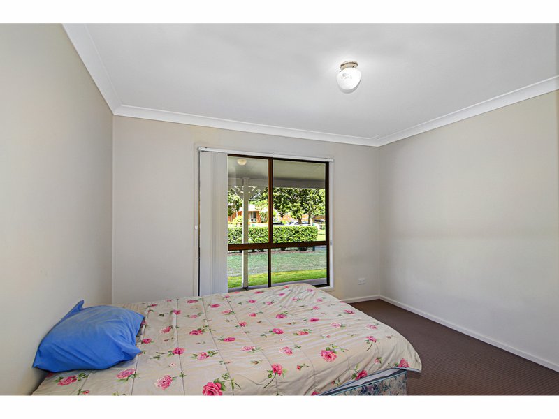 Photo - 6 Illing Court, Landsborough QLD 4550 - Image 12