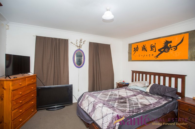 Photo - 6 Imperial Gate, Success WA 6164 - Image 5