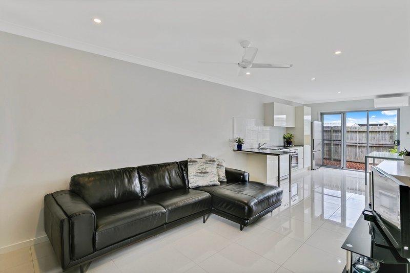 Photo - 6 Indigo Road, Caloundra West QLD 4551 - Image 4