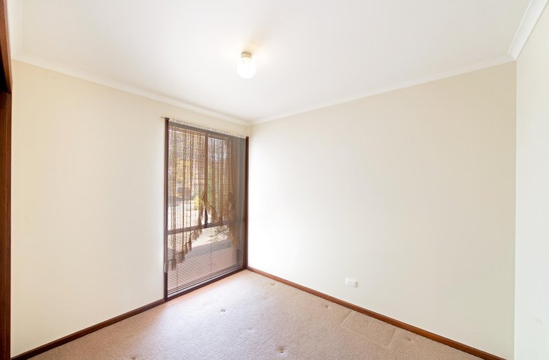 Photo - 6 Inglis Place, Latham ACT 2615 - Image 11