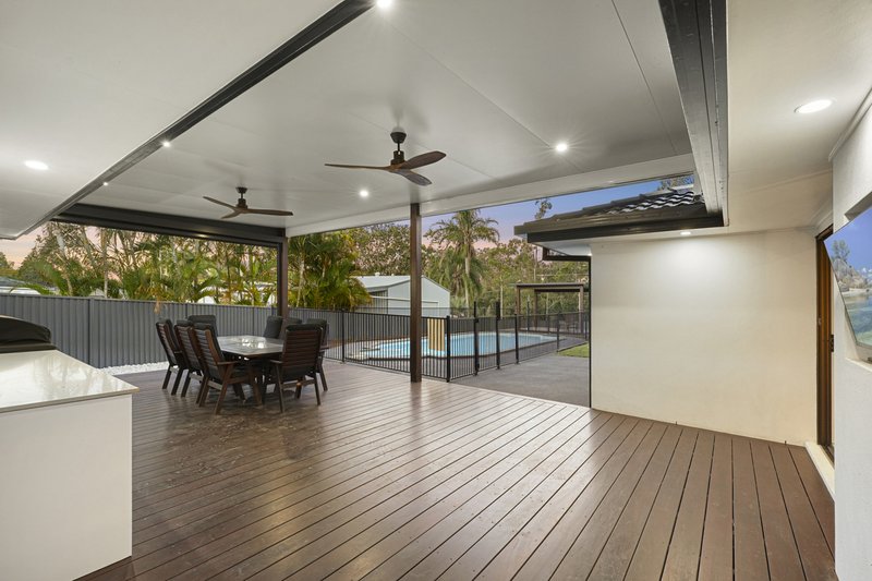 Photo - 6 Iowa Court, Oxenford QLD 4210 - Image 7