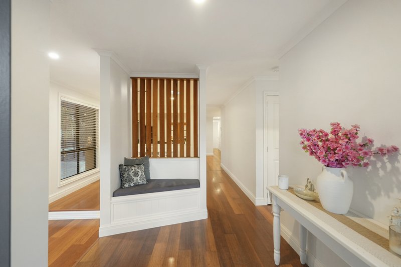 Photo - 6 Iowa Court, Oxenford QLD 4210 - Image 10